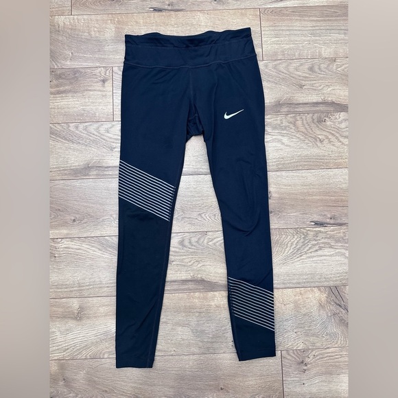 Nike Women’s Dri-Fit Black Leggings with White Accents - Picture 1 of 11